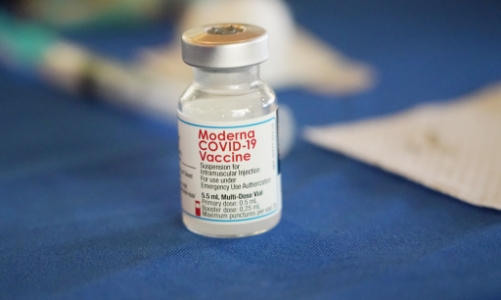 Cuộc chạy đua vaccine mới nhắm đến các biến thể phụ BA.4 và BA.5