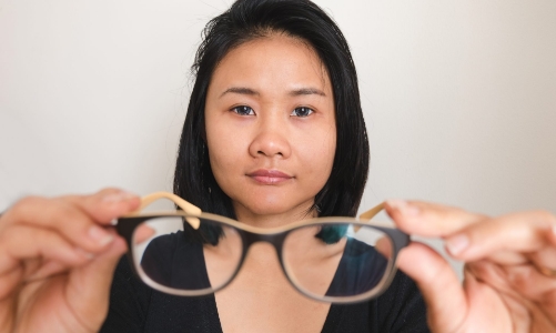 Những phương pháp điều chỉnh thị lực không xâm lấn đầy hứa hẹn