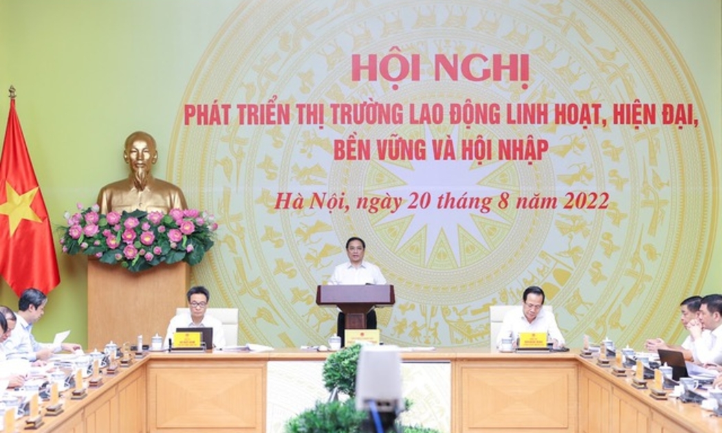 Thủ tướng Chính phủ Phạm Minh Chính chủ trì Hội nghị “Phát triển thị trường lao động linh hoạt, hiện đại, bền vững và hội nhập” sáng 20/8. Ảnh - VGP.