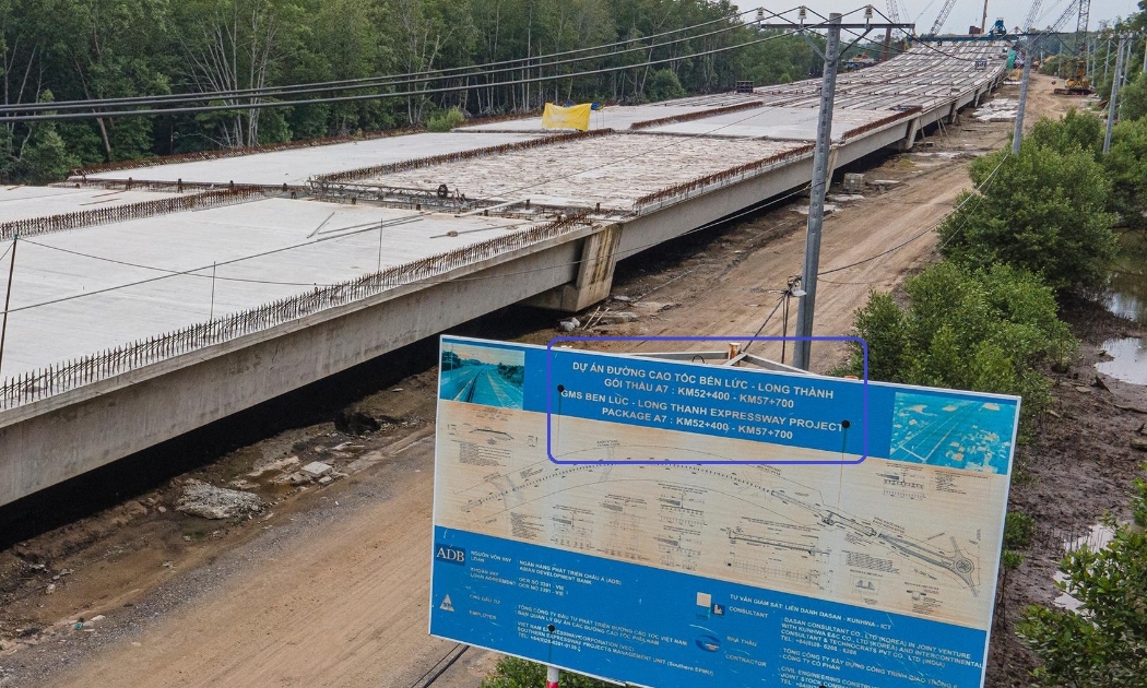 Tổng giá trị giải ngân đối với các hạng mục chính của cao tốc Bến Lức - Long Thành mới đạt khoảng 71%.