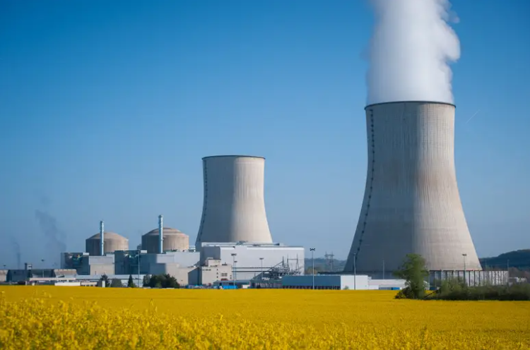 Nh&agrave; m&aacute;y điện hạt nh&acirc;n ở&nbsp;Civaux, Ph&aacute;p - Ảnh:&nbsp;AFP