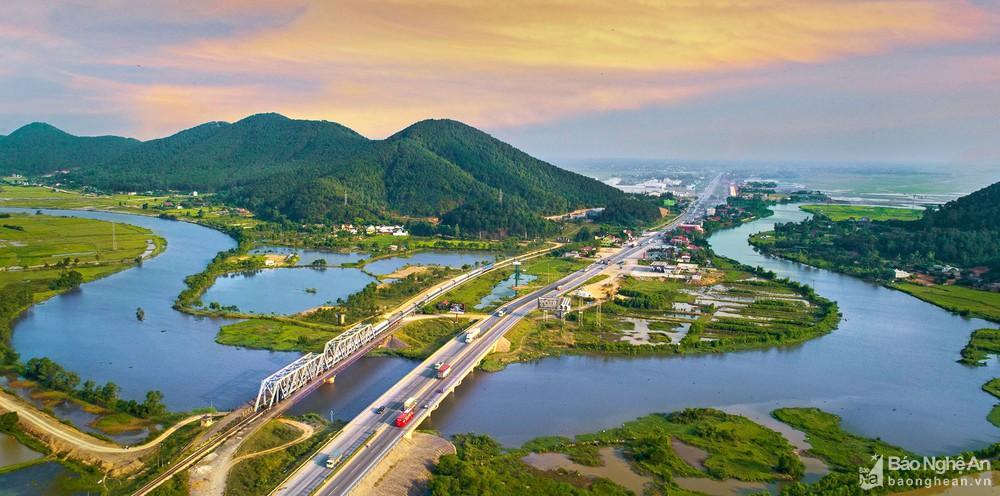 Hạ tầng kết nối hiện đại đồng bộ làm nền tảng cho diện mạo bất động sản Nghệ An khởi sắc.