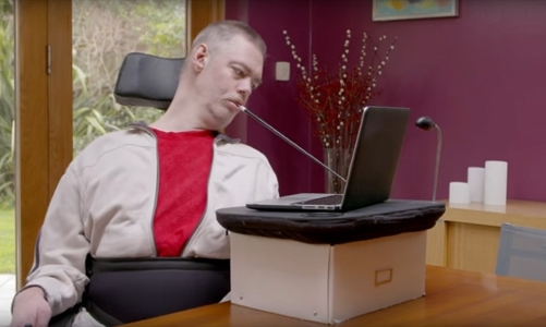 Startup phát triển giải pháp AI giúp đưa Internet đến với người khuyết tật