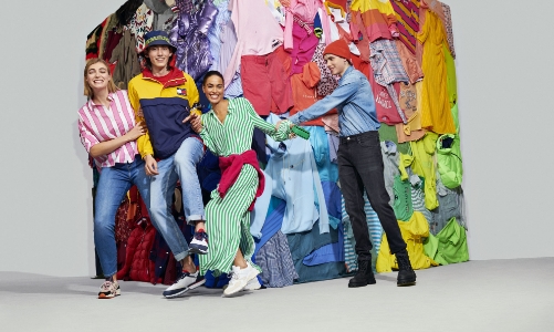 Tommy Hilfiger đổi quần áo cũ lấy tín dụng mua sắm