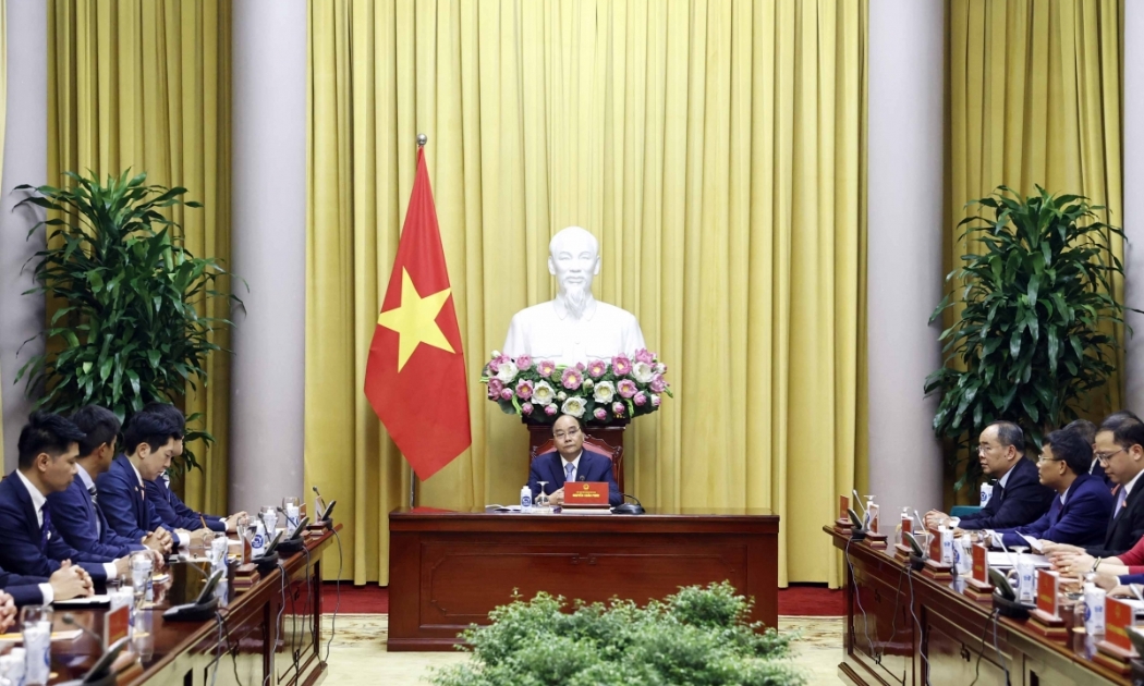 Chủ tịch nước Nguyễn Xuân Phúc tiếp Đoàn đại biểu Ban Thanh niên, Đảng Dân chủ Tự do Nhật Bản. Ảnh: TTXVN