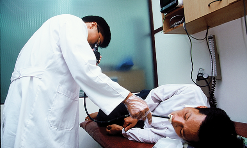 Luật cần quy định cụ thể về tài chính y tế