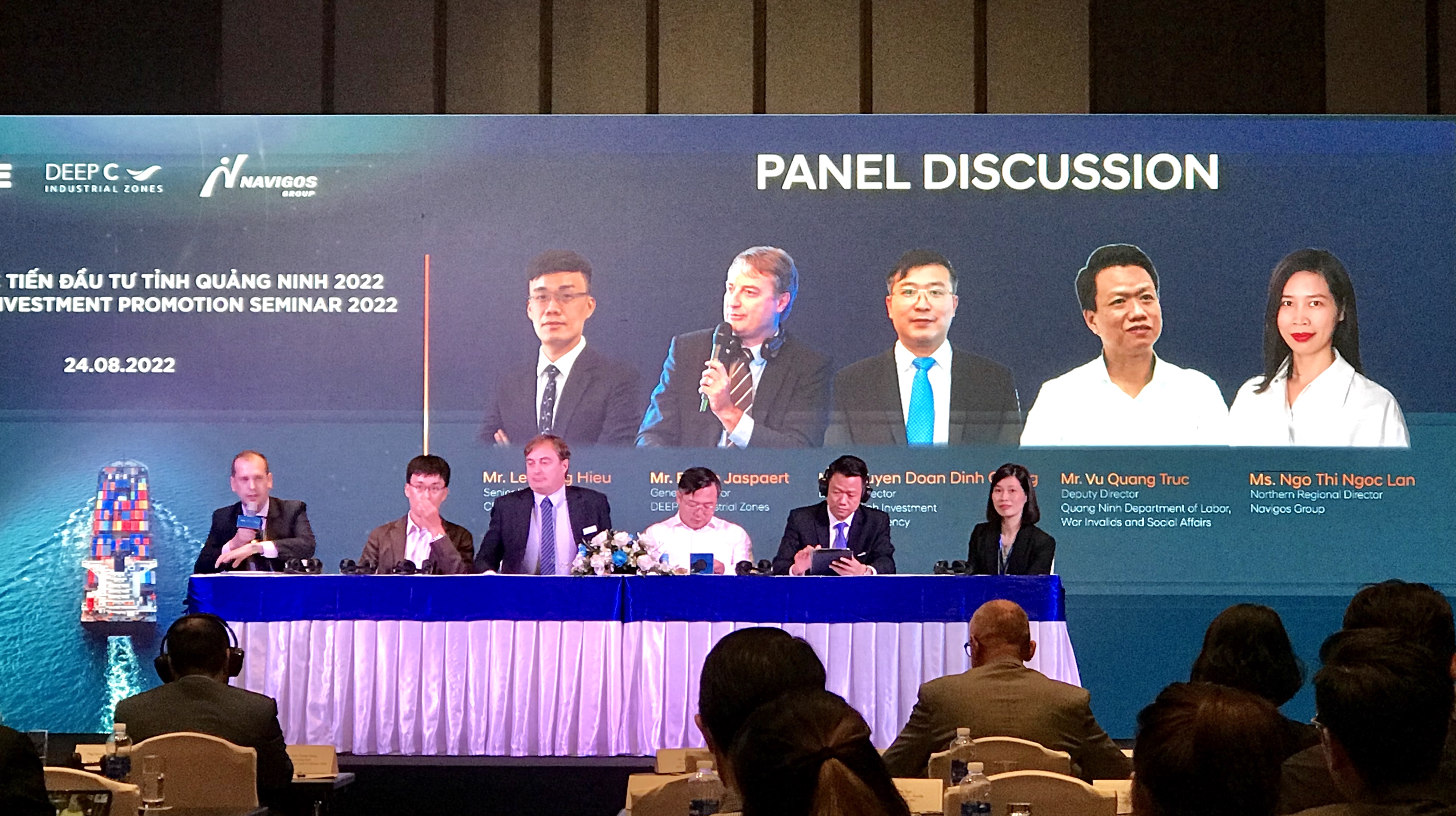 C&aacute;c diễn giả tham dự&nbsp;hội thảo X&uacute;c tiến đầu tư tỉnh Quảng Ninh tại TP.HCM - Ảnh: VE.