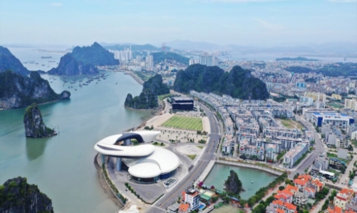 Chuyển trọng tâm từ du lịch, Quảng Ninh nhắm đến ngành công nghiệp ô tô, điện tử