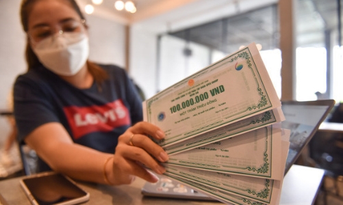 Doanh nghiệp bất động sản cần làm gì để giải quyết khoản nợ trái phiếu sắp đáo hạn?