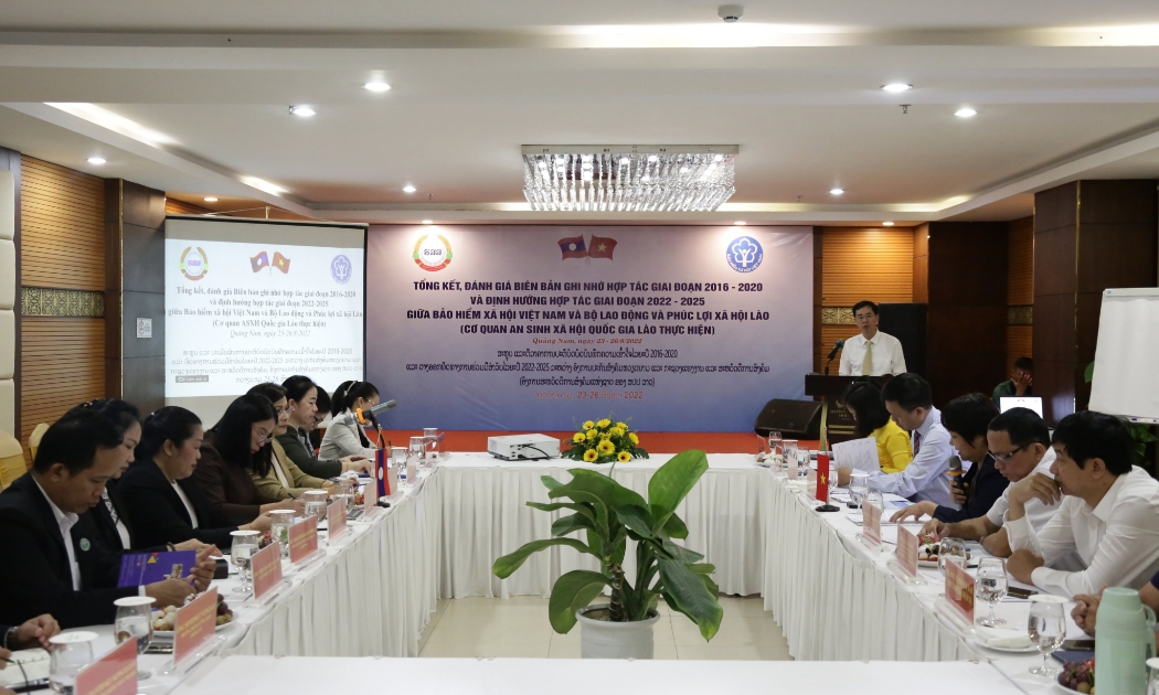 Cuộc họp giữa Bảo hiểm xã hội Việt Nam và Cơ quan An sinh xã hội Quốc gia Lào. Ảnh - BHXH Việt Nam.
