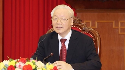 Party General Secretary holds phone discussion with Indonesian President