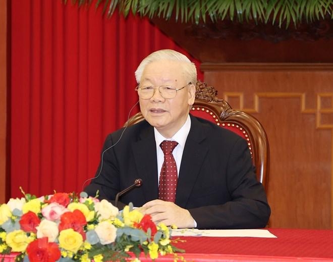 Party General Secretary holds phone discussion with Indonesian President