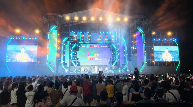 Sân khấu chính Lễ hội Âm nhạc và Kết nối cộng đồng BridgeFest 2022