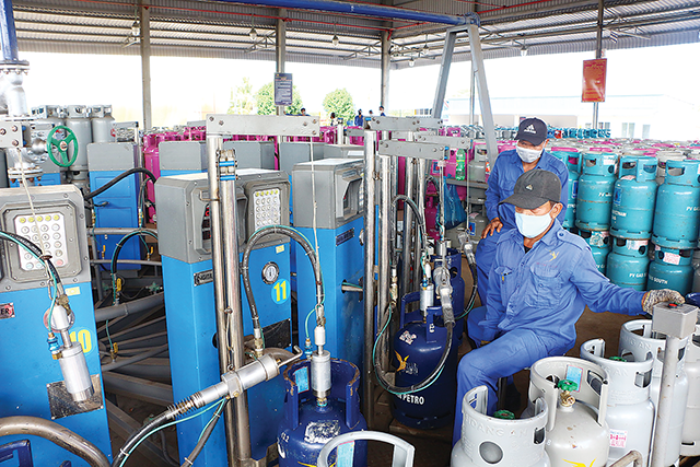 Có tình trạng một số doanh nghiệp kinh doanh khí hóa lỏng chiếm dụng trái phép chai LPG của các doanh nghiệp có uy tín