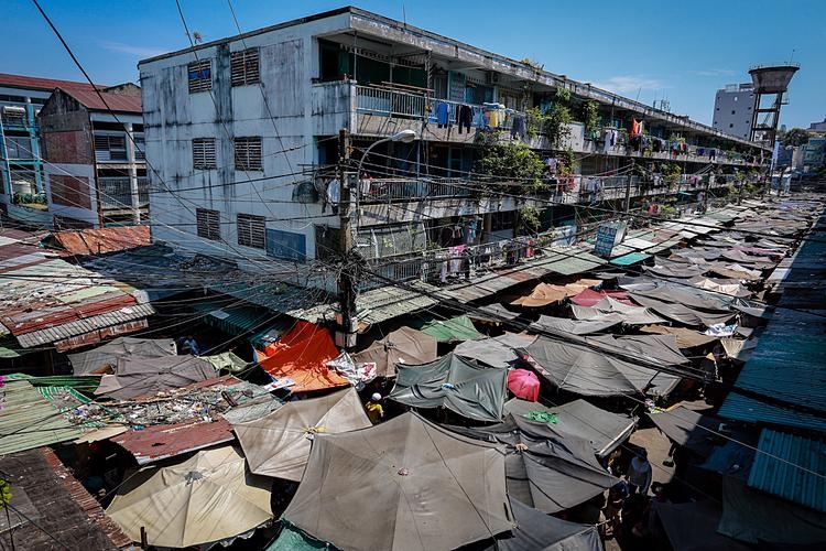 HCMC to renovate and rebuild old apartments