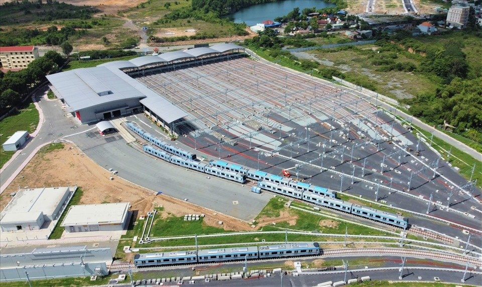 Depot Long Bình, nơi tập kết toàn bộ các đoàn tàu của dự án metro số 1 Bến Thành - Suối Tiên sau khi nhập về Việt Nam.