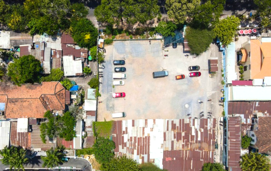 "Đất vàng" tại địa chỉ 8-12 Lê Duẩn, quận 1, TP.HCM hiện là bãi đậu xe.