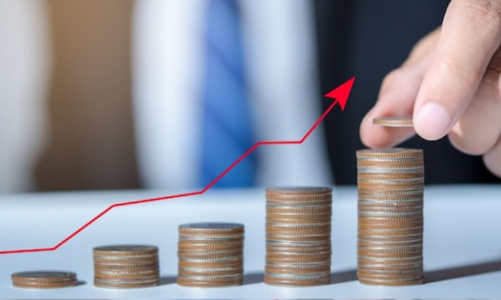 Mặt bằng lãi suất tăng cao, cổ phiếu nhóm nào dễ bị tác động tiêu cực nhất?