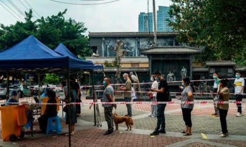 Phát hiện 157 ca nhiễm Covid-19, Thành Đô, Trung Quốc phong tỏa hơn 21 triệu dân