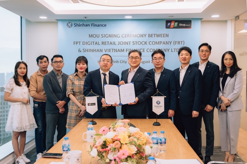 Shinhan Finance & FPT Retail sign cooperative agreement