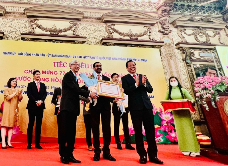 Citi receives Certificate of Merit for contributions to HCMC