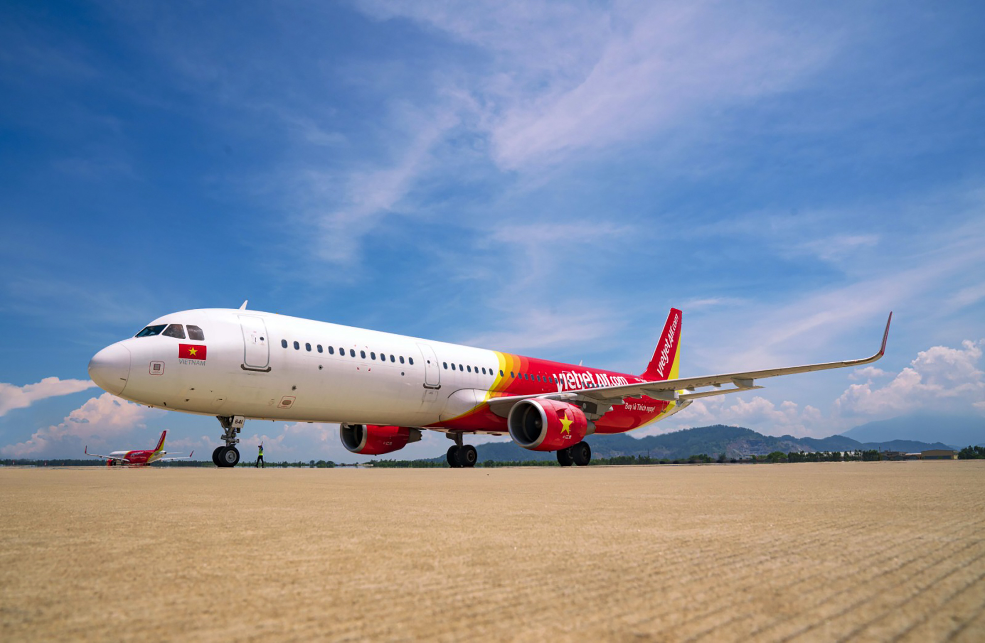 Hoạt động kinh doanh sáu tháng đầu năm của Vietjet đạt kết quả tích cực nhờ nhu cầu đi lại trên đà hồi phục (ảnh: M.H).