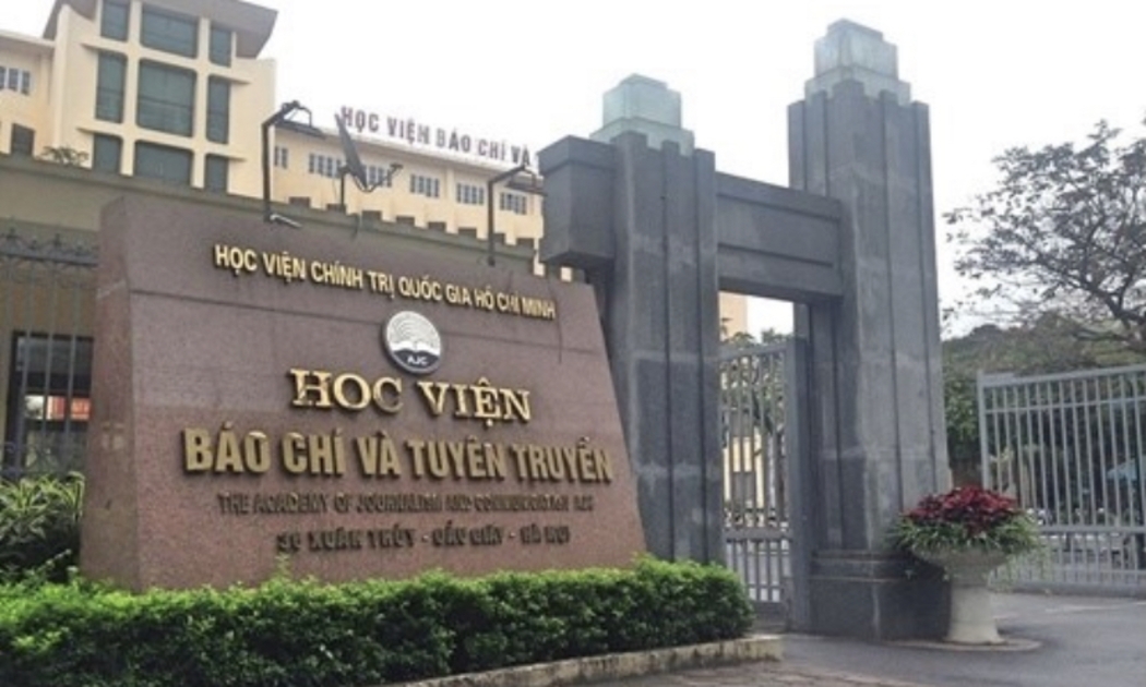 Học viện Báo chí và Tuyên truyền là một trong những trường tổ chức thi và cấp chứng chỉ tiếng Anh theo khung năng lực ngoại ngữ 6 bậc dùng cho Việt Nam.