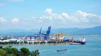 Cargo throughput at seaports up again