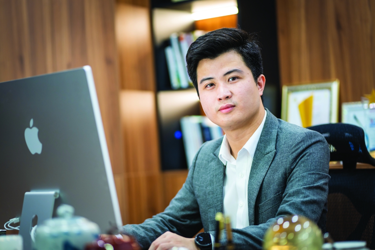 CEO TopCV Tr&acirc;̀n Trung Hi&ecirc;́u