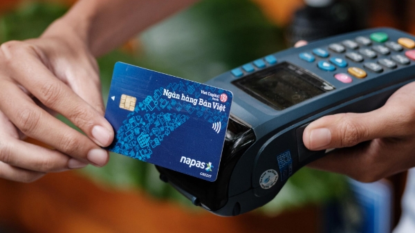 Thẻ tín dụng nội địa đang nỗ lực chiếm thị phần