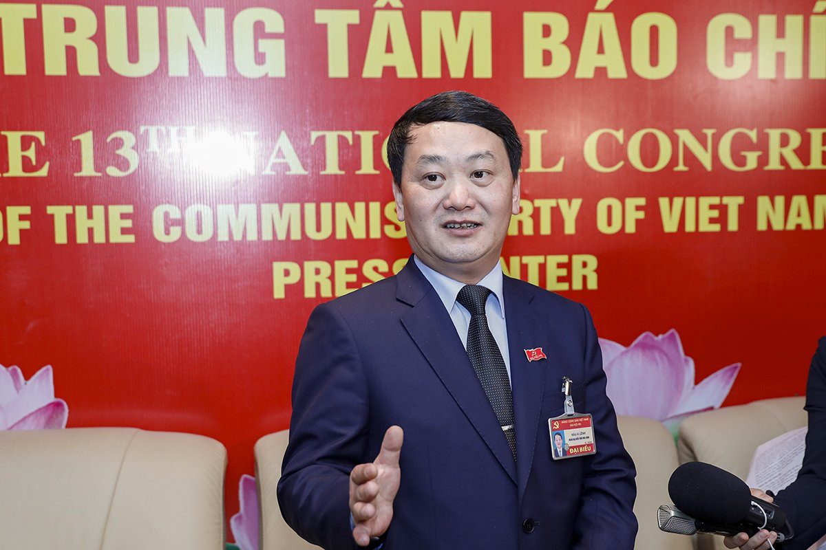Ông Hầu A Lềnh, Chủ nhiệm Ủy ban Dân tộc
