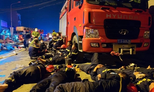 Họp báo công bố thông tin chính thức về vụ cháy quán karaoke An Phú khiến 33 người chết tại Bình Dương