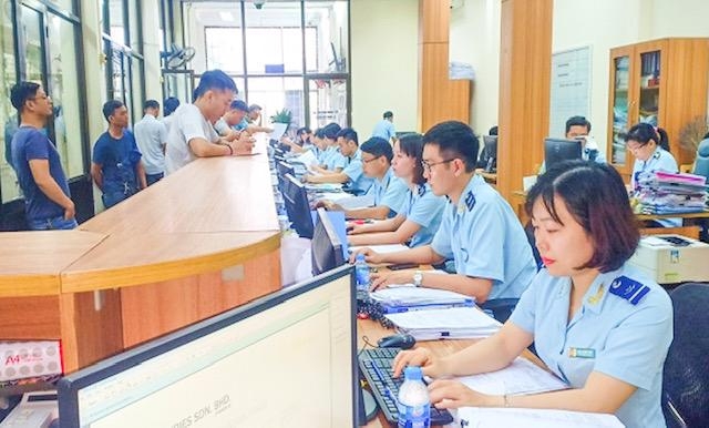 Hai Phong Customs on track to meet collections target