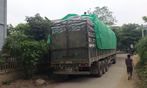 Ghi hình xe quá tải để 