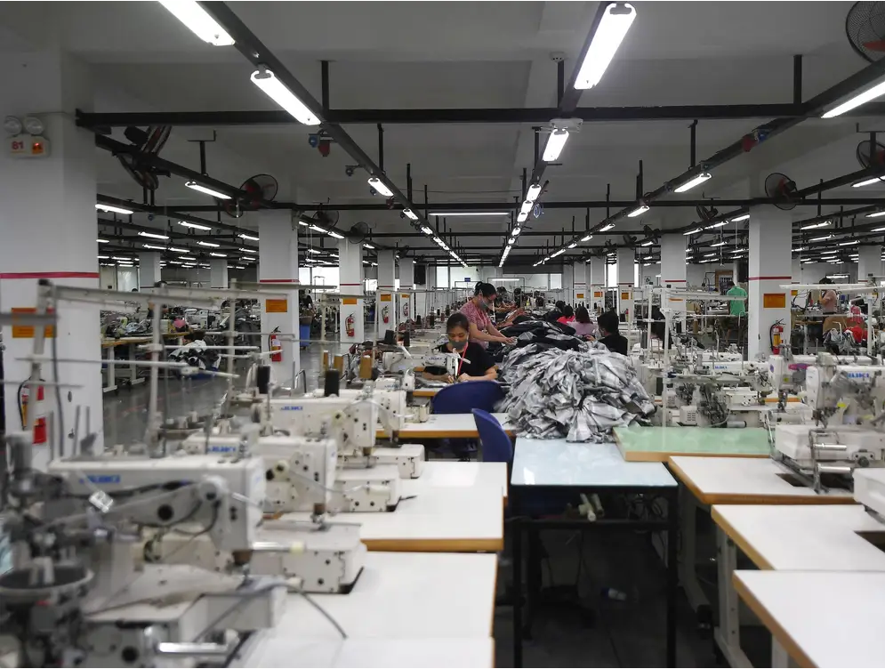 Doanh nghiệp Việt Nam phải nhanh chóng chuyển đổi mô hình sản xuất, đáp ứng được nhu cầu mới, thị trường mới.