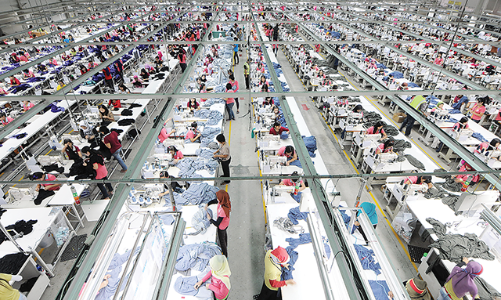 Doanh nghiệp sụt giảm đơn hàng, người lao động gặp khó