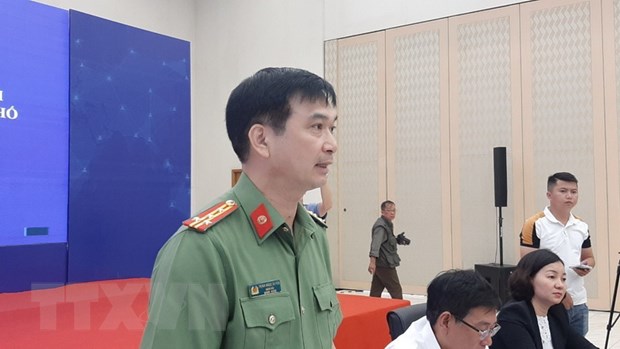 Sáng 11/9, Đại tá Trịnh Ngọc Quyên, Giám đốc Công an tỉnh Bình Dương chủ trì cuộc họp với các đơn vị nghiệp vụ báo cáo tình hình và kết quả điều tra ban đầu vụ án hình sự cháy tại quán karaoke tại số 166C, khu phố 1A, phường An Phú, TP Thuận An, tỉnh Bình Dương. Qua điều tra ban đầu, Cơ quan Cảnh sát điều tra xác định nguyên nhân của vụ cháy là do chập điện trên trần tầng 2.