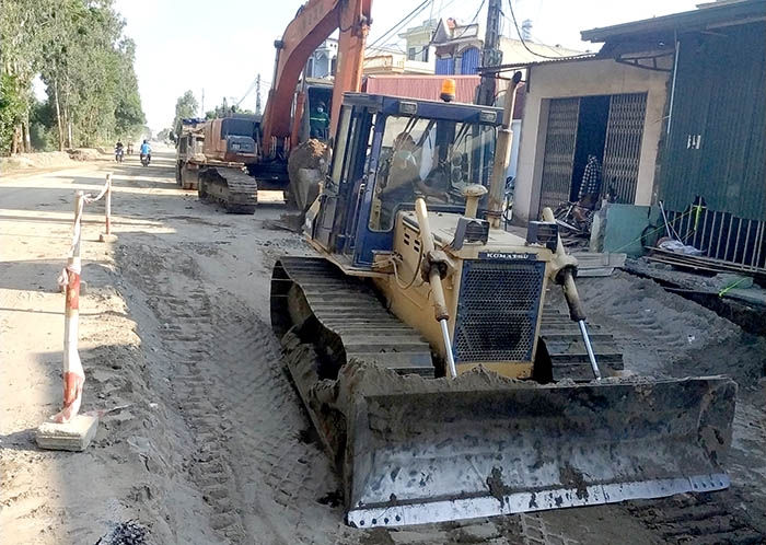 Dự án cải tạo, nâng cấp Quốc lộ 37 (Km23+200 - Km47+888) trên địa bàn tỉnh Hải Dương được "rót" khoảng 338 tỷ đồng để thi công lại sau nhiều năm dở dang.