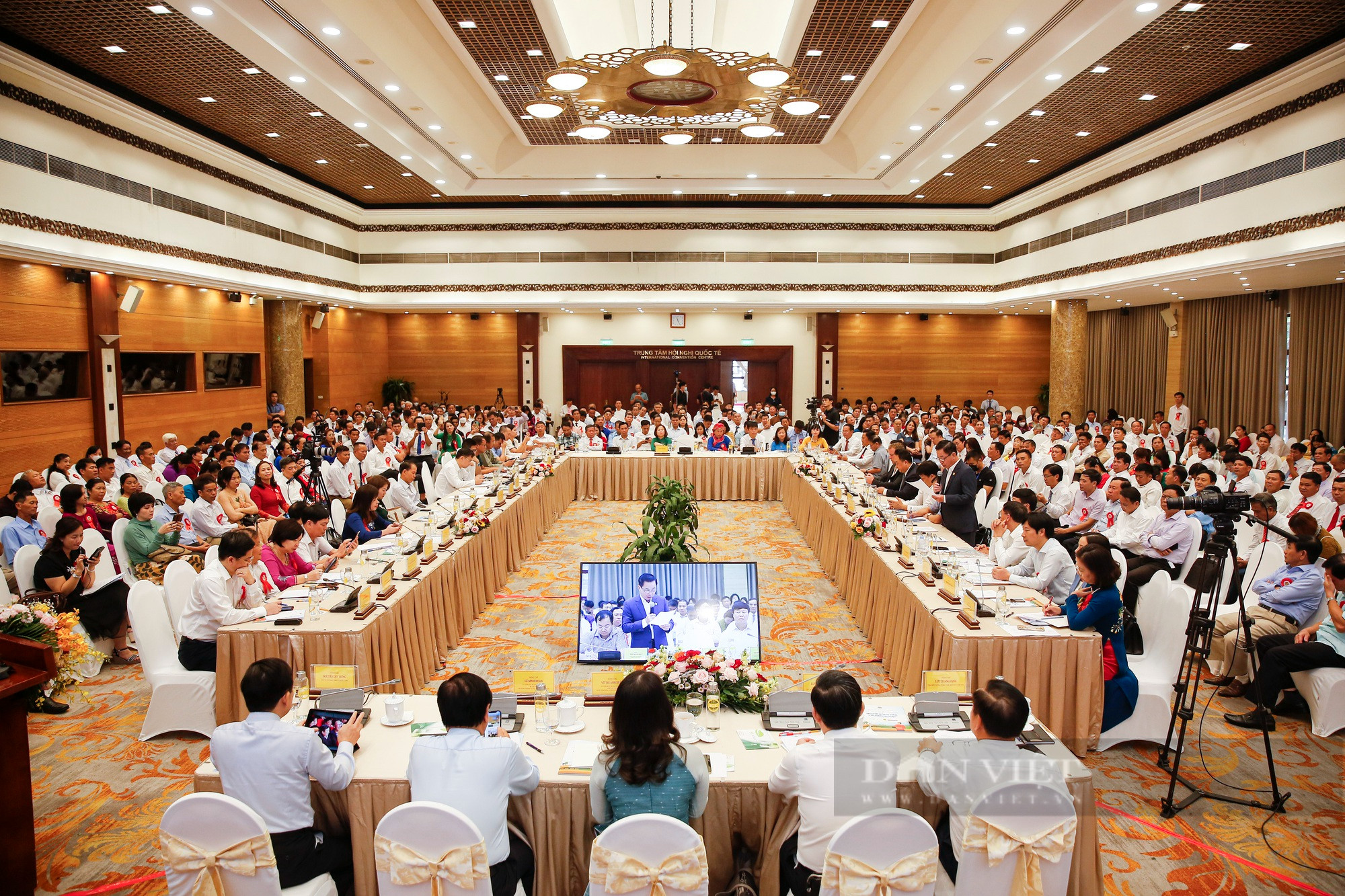 Hơn 300 nông dân sản xuất kinh doanh giỏi toàn quốc giai đoạn 2017-2022 tham dự Diễn đàn.