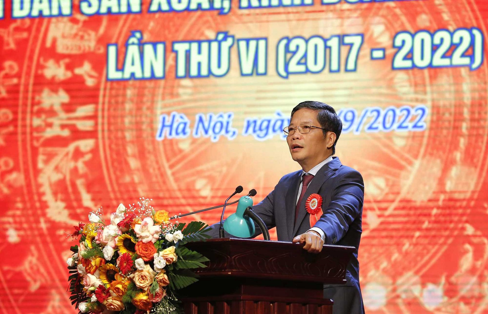 Ông Trần Tuấn Anh - Trưởng ban Kinh tế Trung ương phát biểu tại hội nghị.  