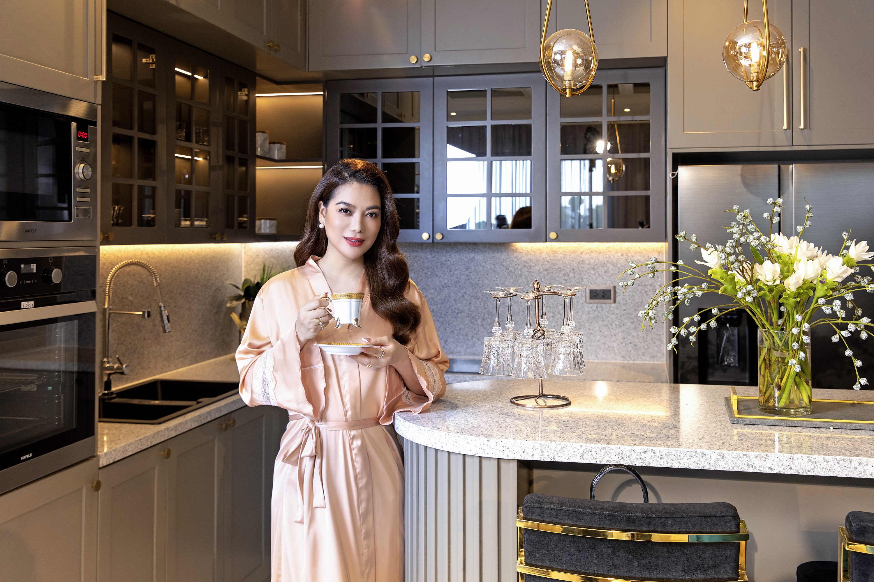 The Grand Manhattan mang đến sự ri&ecirc;ng tư cần c&oacute; cho Trương Ngọc &Aacute;nh.