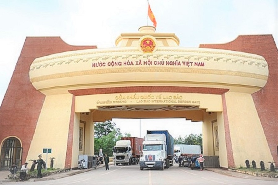 8 tháng năm 2022, tổng kim ngạch xuất nhập khẩu Việt Nam – Lào đạt 1,076 tỷ USD, tăng 27% so với cùng kỳ năm 2021. 