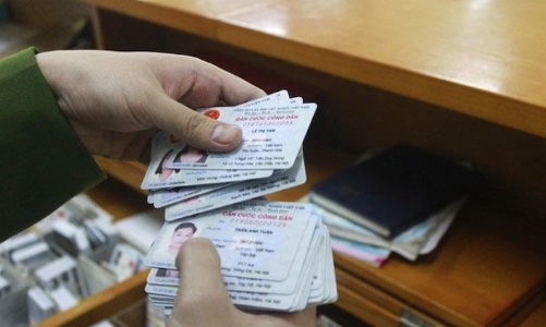 Hà Nội sử dụng căn cước công dân gắn chíp thay việc xuất trình sổ hộ khẩu