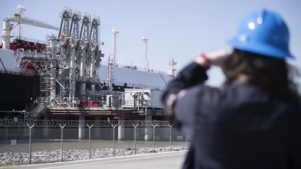 Mỹ có thể giữ lời hứa bơm khí đốt hoá lỏng cho châu Âu đến bao giờ?