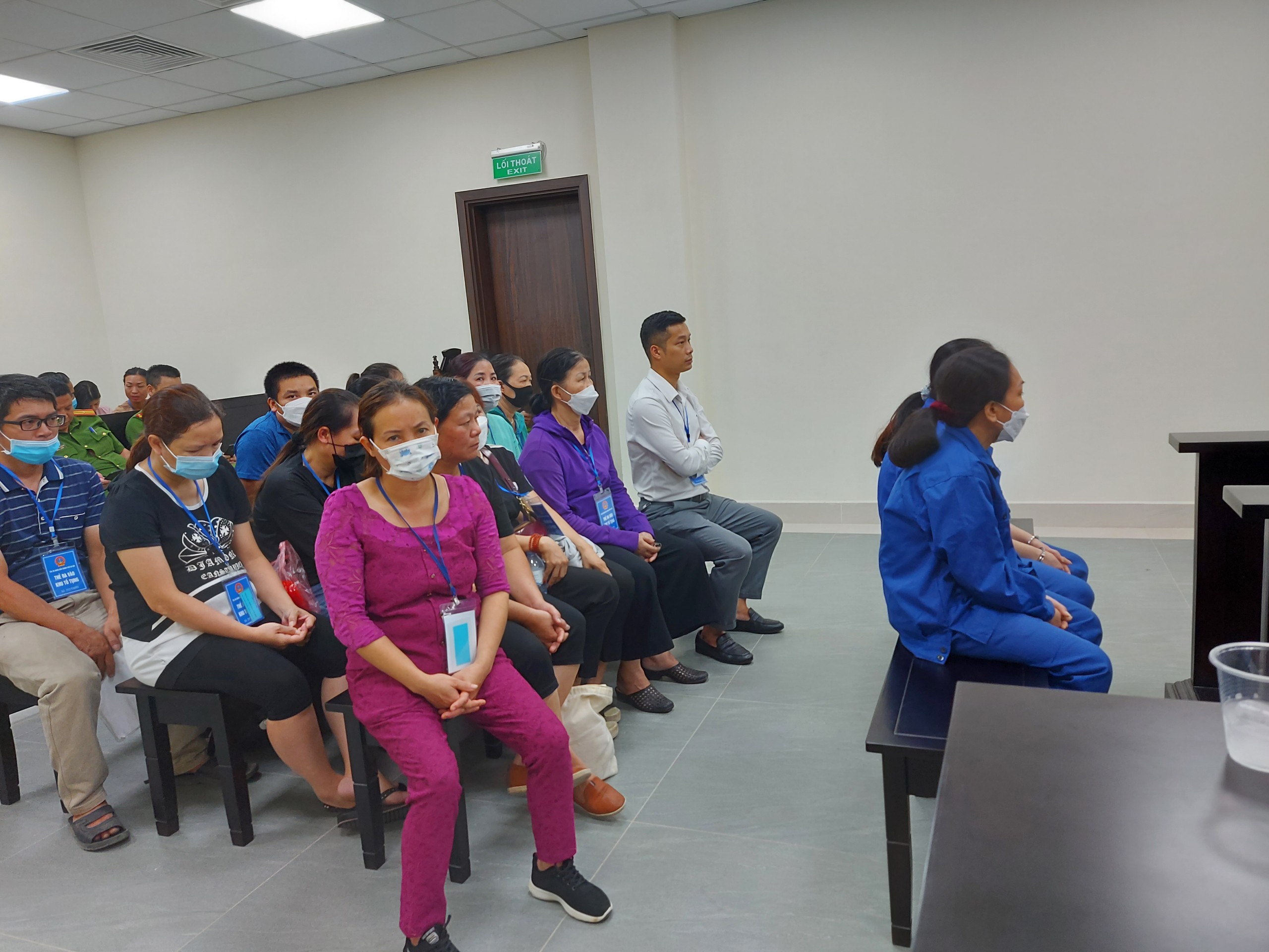 Các bị cáo tại tòa.