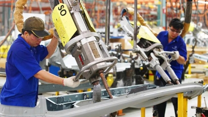 Workplace qualifications and skills still short of requirements