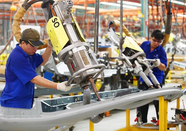 Workplace qualifications and skills still short of requirements