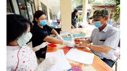 Hanoi aiming to eliminate poor households by end-2025