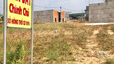 Gloom over real estate in HCMC and nearby