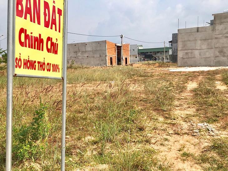 Gloom over real estate in HCMC and nearby